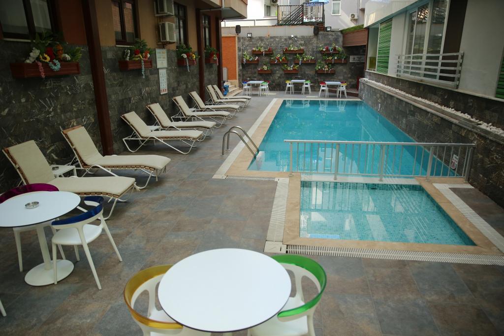 Saray Apart Otel — 3