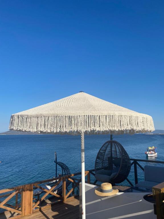 Seal Beach Otel Karaburun — 10