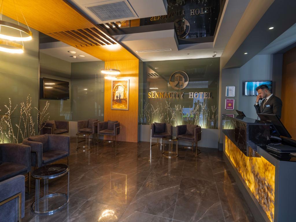 Sennacity Hotel — 2