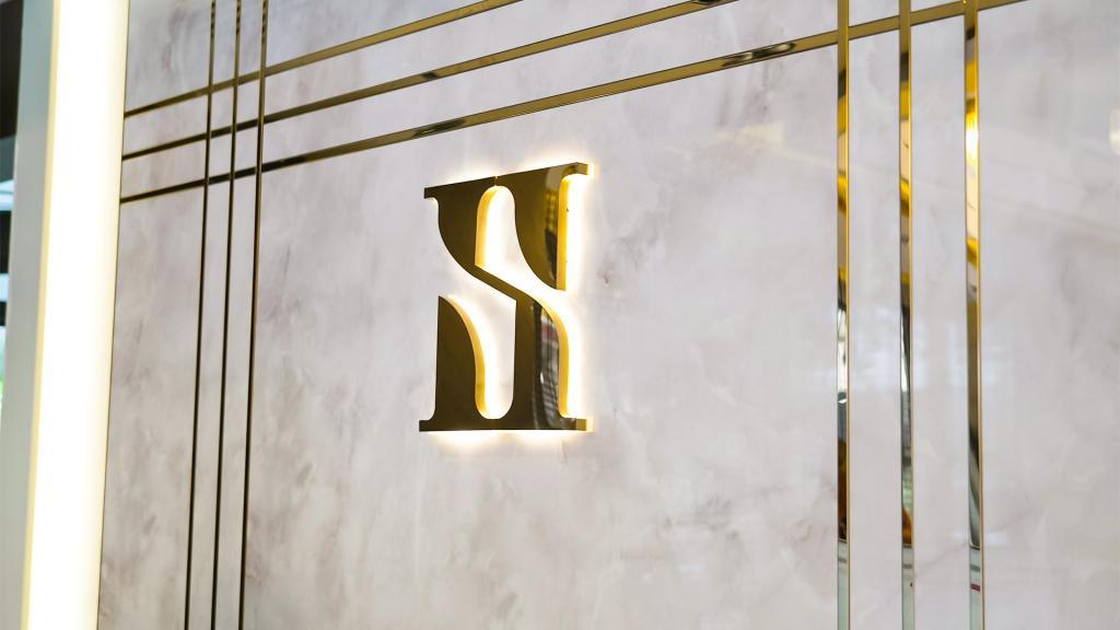 Sky Hill Hotel — 3