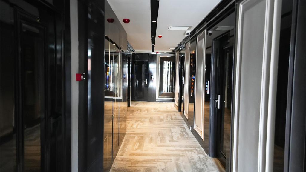 Sky Hill Hotel — 5