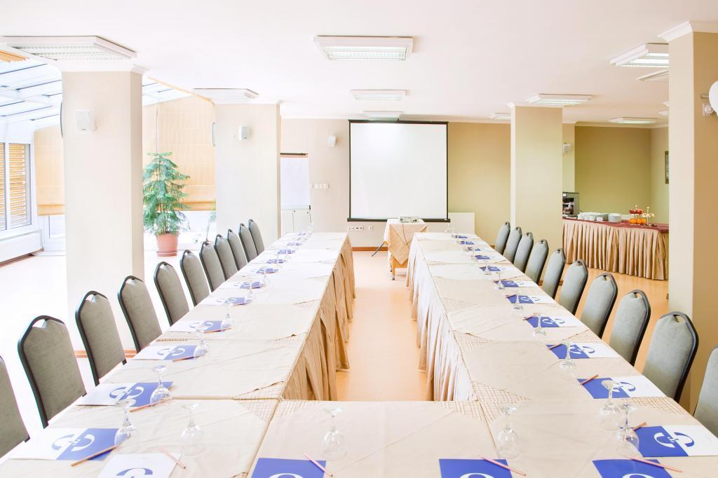 Tunalı Otel — 2