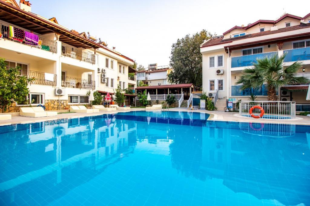 Tayfun Apart Hotel — 2