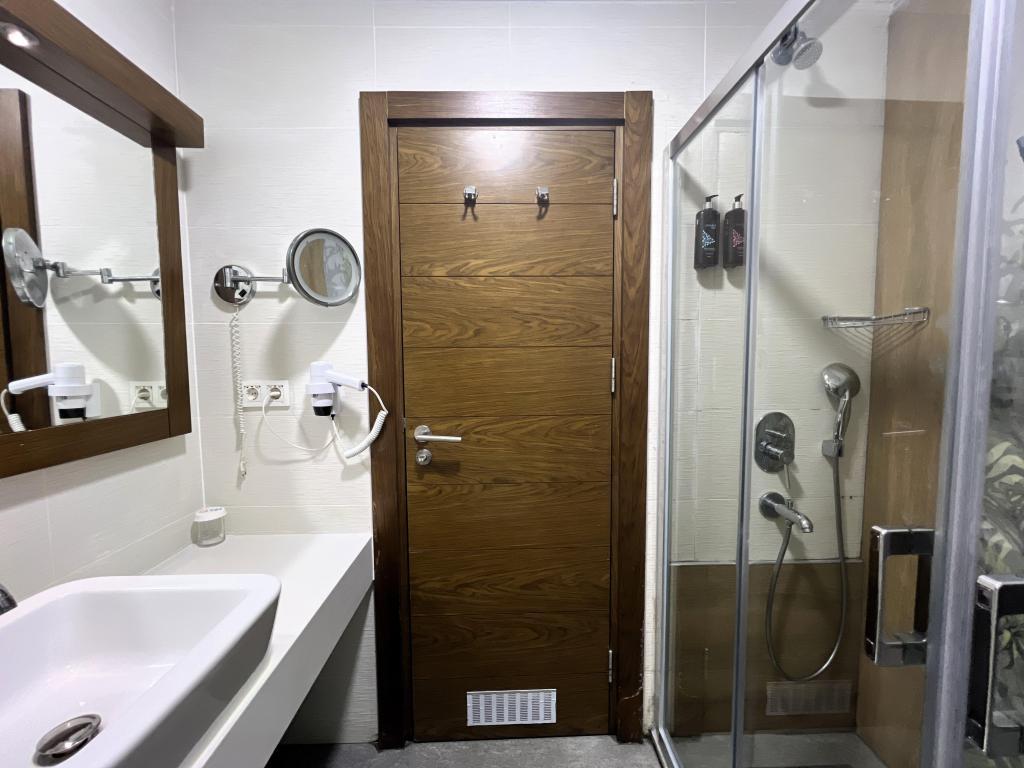 Turiya Hotel — 8