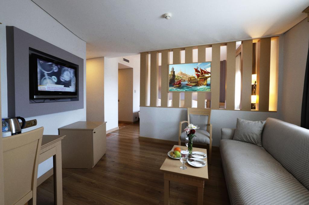 Ustapark Hotel — 5