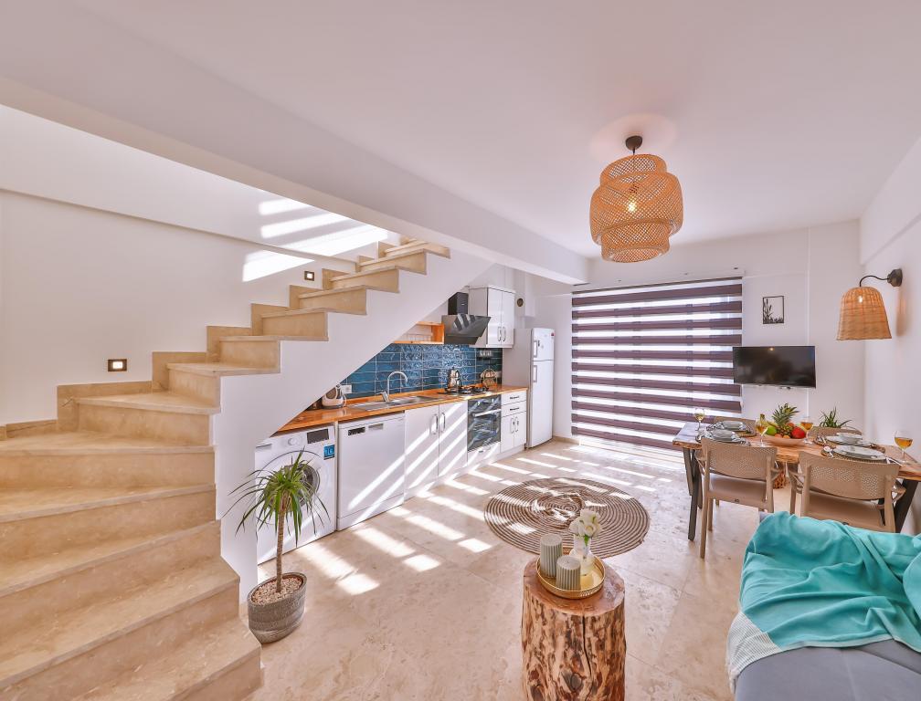 Villa Ay — 2