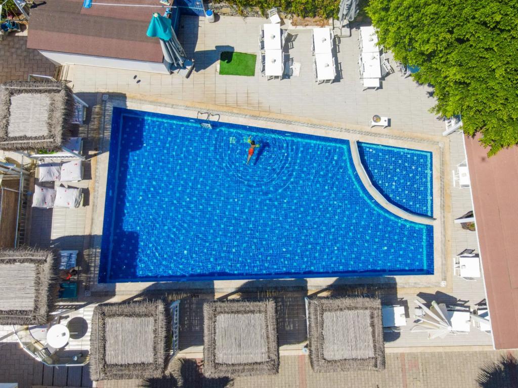 Viras Hotel — 6