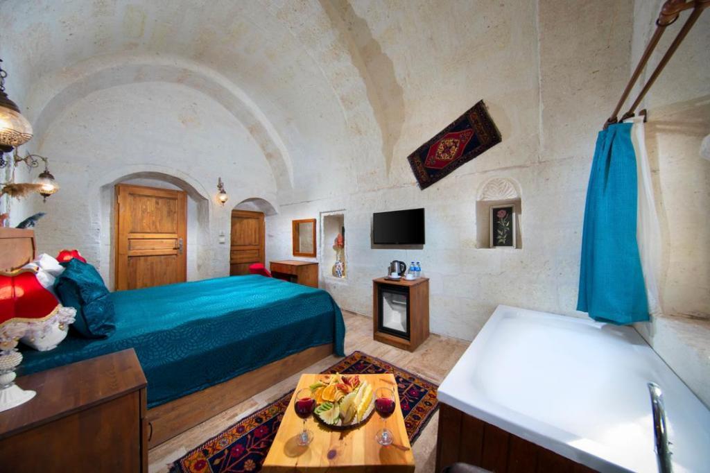 Yüle Cave House — 6