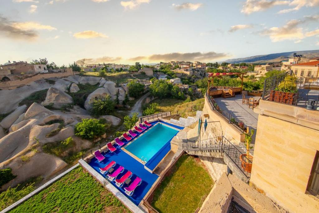 Yüle Cave House