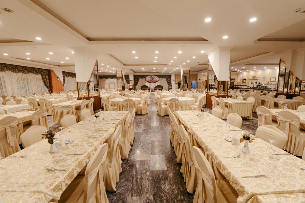 Yay Grand Otel — 5