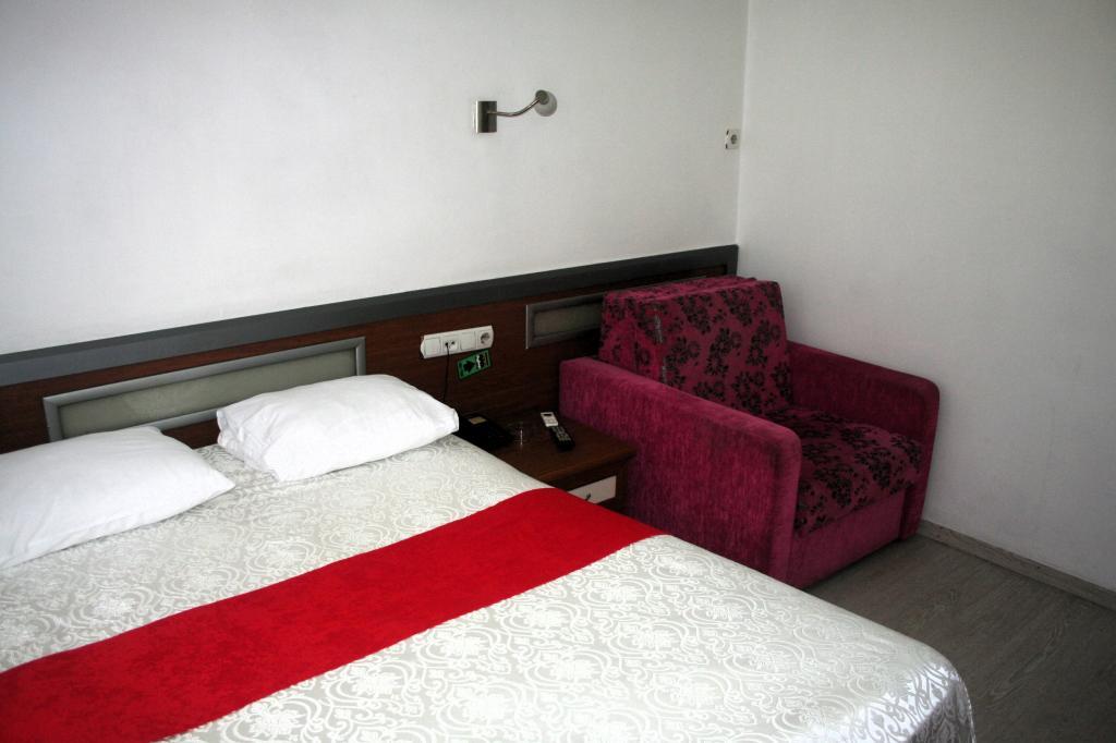 Yeni Köşk Esra Otel — 6