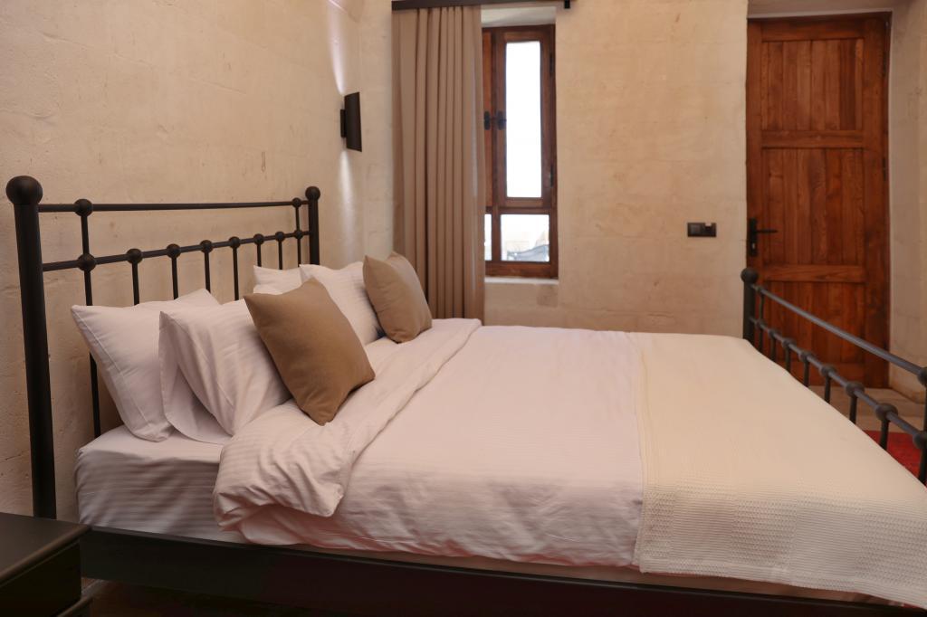Zabel Hotel — 2