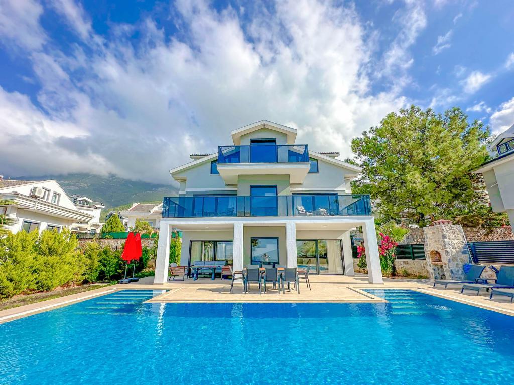 Zehra Villa — 2