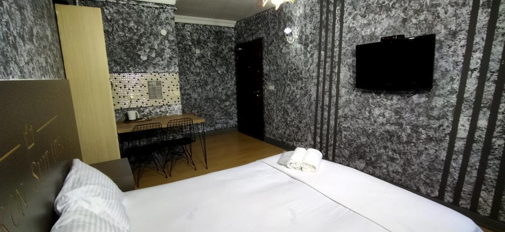 Zirkon Suit Otel — 7