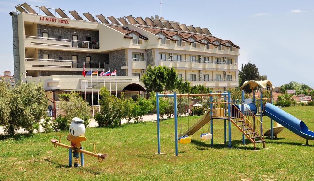 Lavitas Hotel — 1