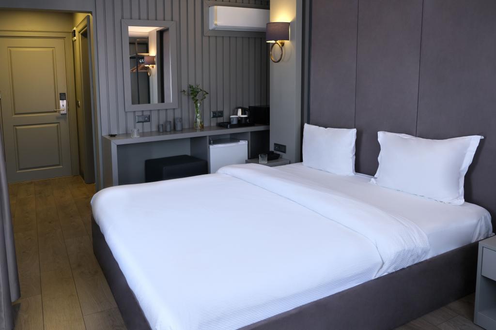 Dilens Bosphorus Hotel — 1