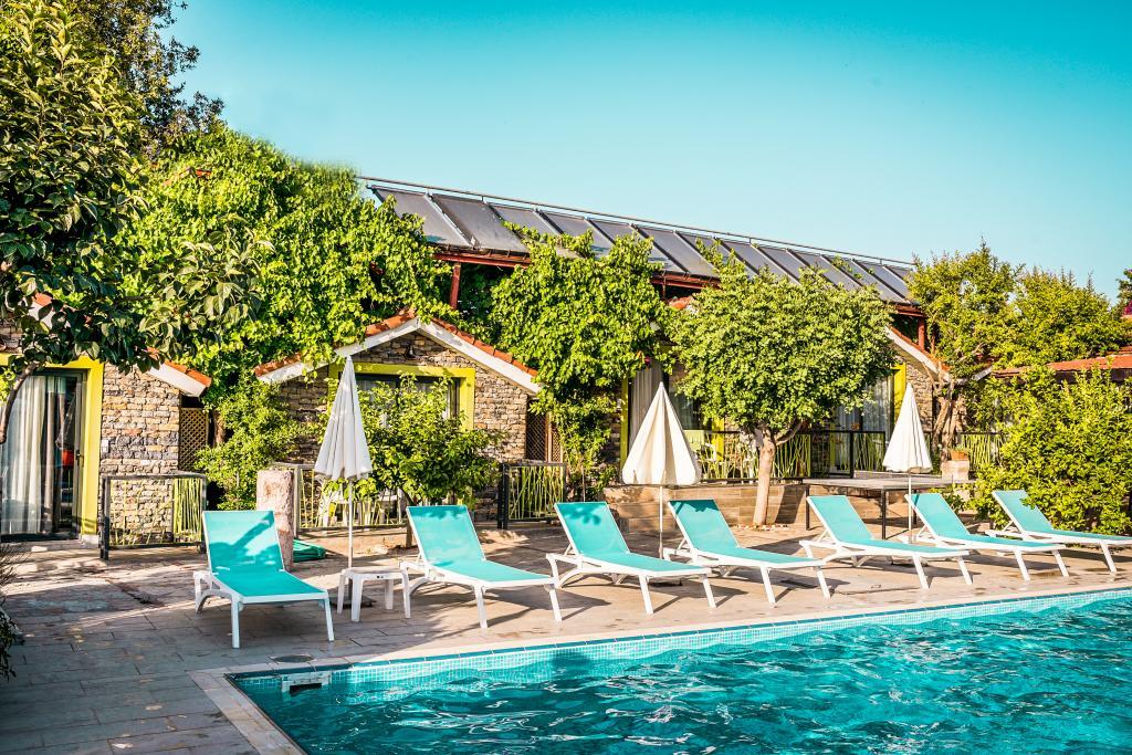 Leda Beach Hotel — 6