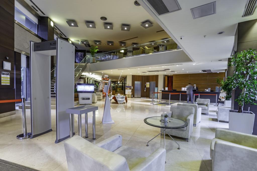 Point Hotel Taksim — 8