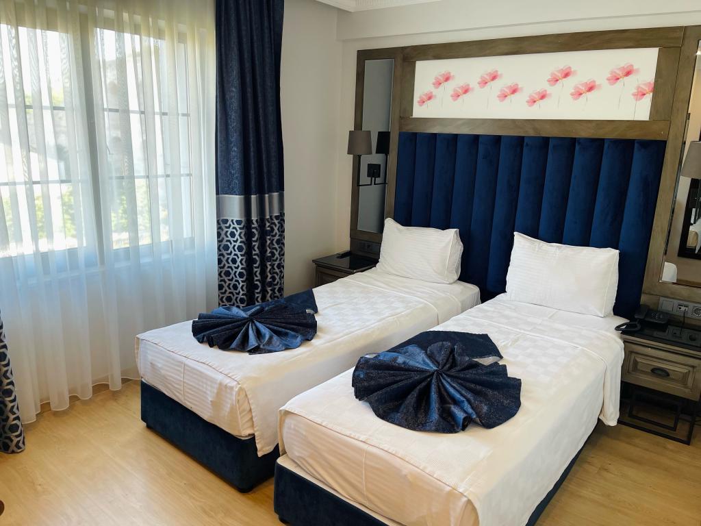 Farina Hotel — 8