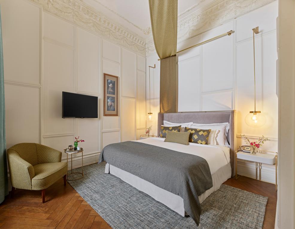 Mr CAS Hotels — 8
