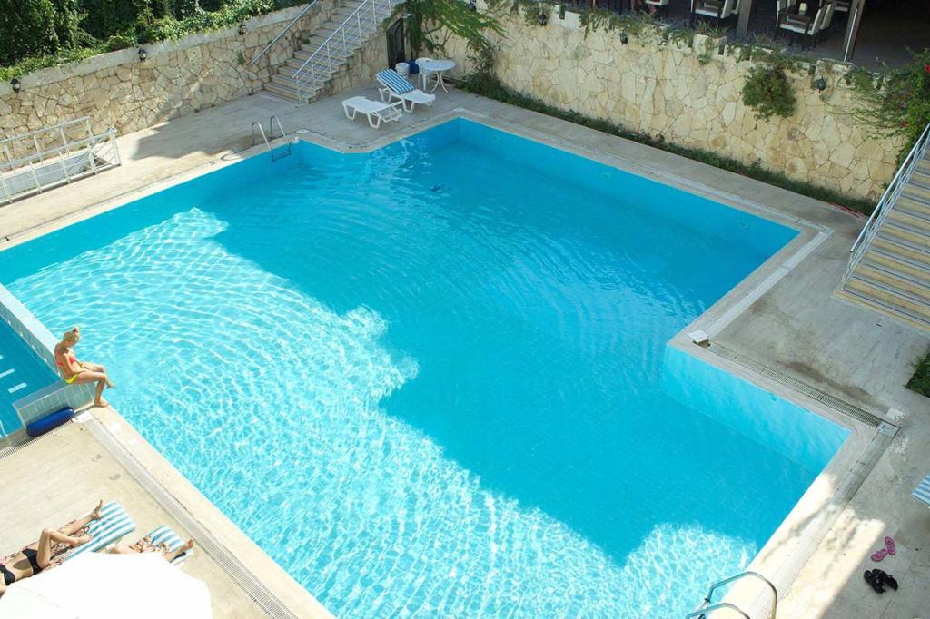 Ares City Hotel — 5