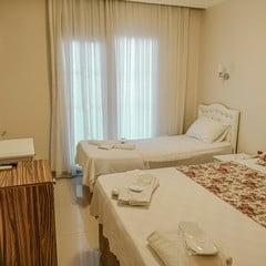 Cunda Demir Otel — 2