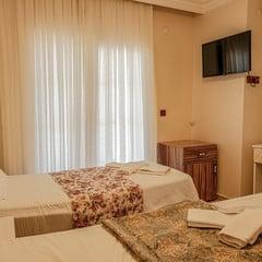 Cunda Demir Otel — 3