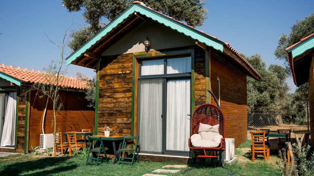Serender Bungalov Otel Foça — 7