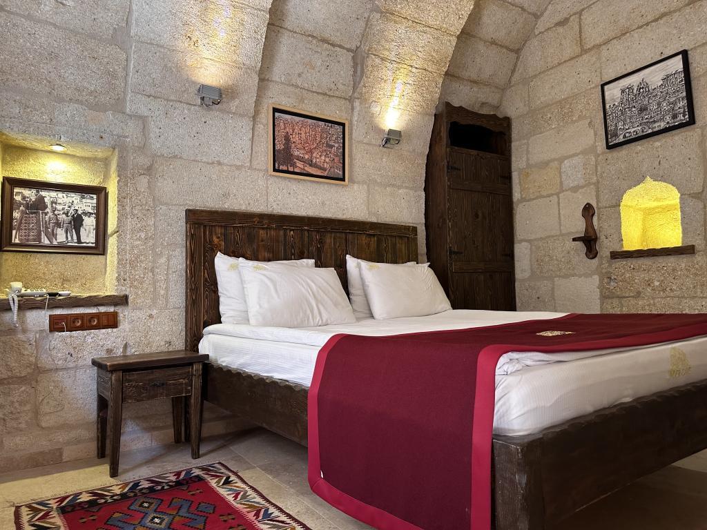 Under Cave Hotel — 2
