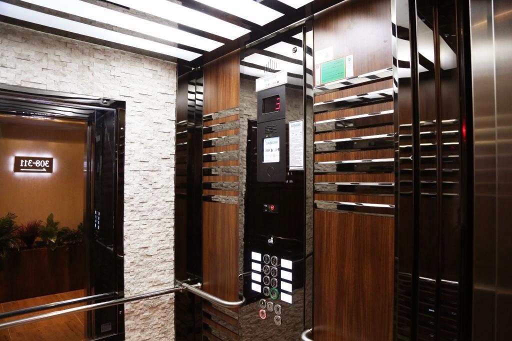 Bayrak Grand Hotel — 4