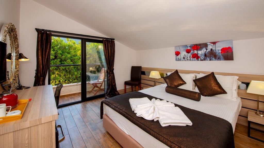 S3 Seahorse Hotel Beach Club — 5