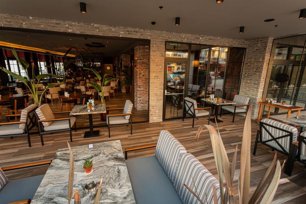 Levor Hotel — 5