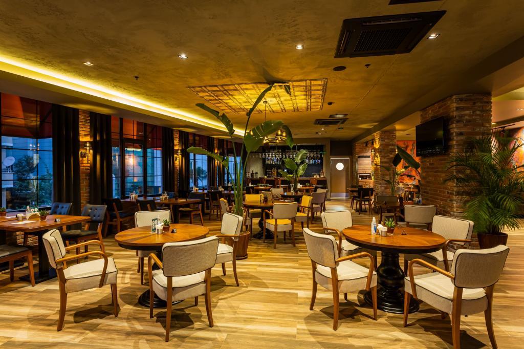 Levor Hotel — 2