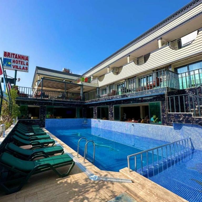 Britannia Hotel & Villas — 3
