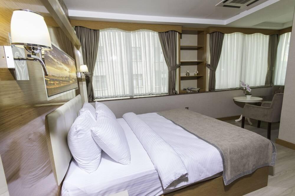 Mars Hotel — 2