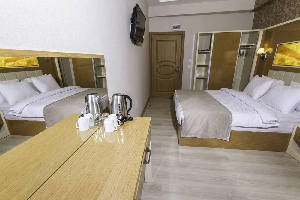 Mars Hotel — 5