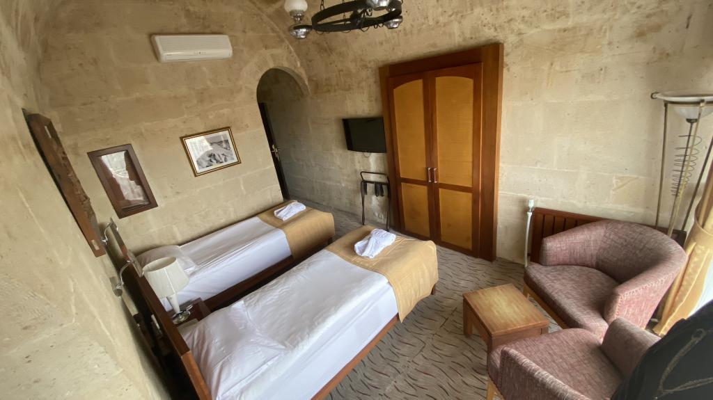 Uçhisar Kaya Otel — 6