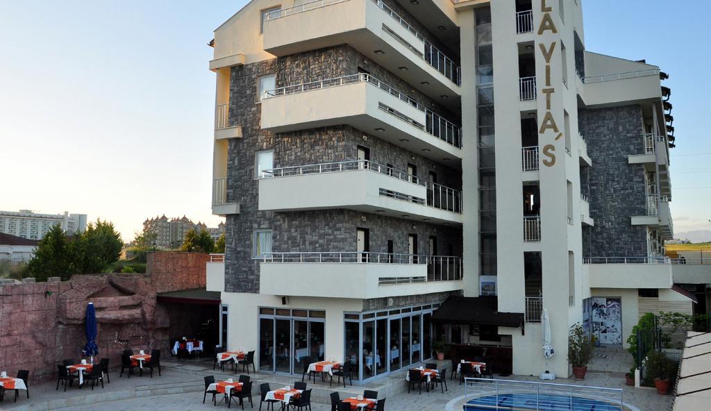 Lavitas Hotel — 2