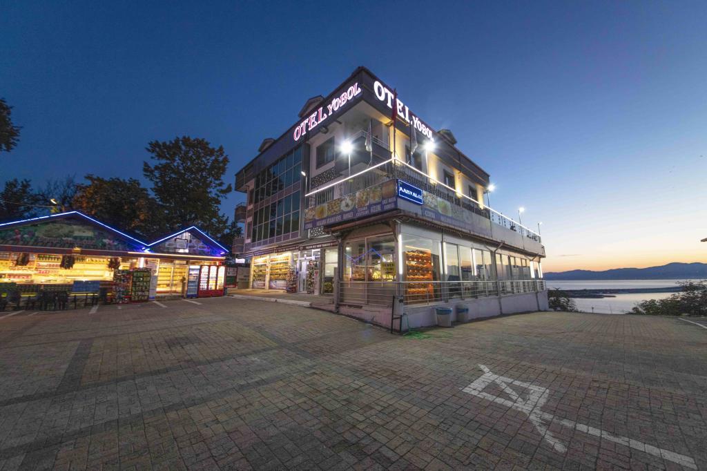 Yobol Otel