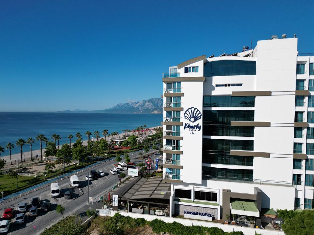 Pearly Hotel & Spa