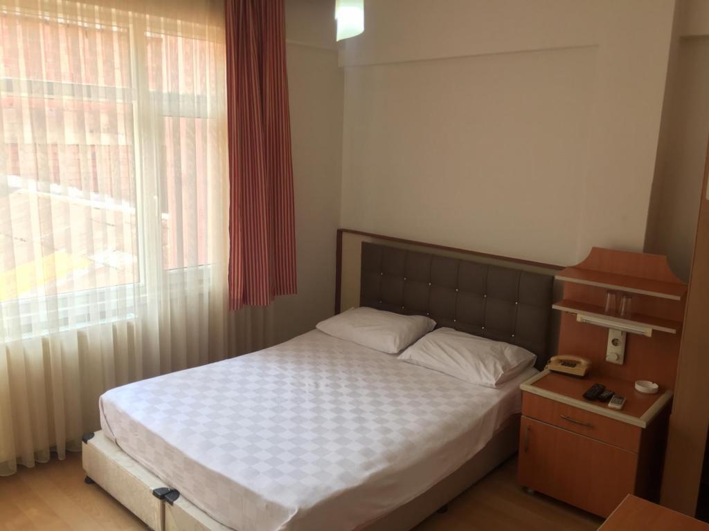 Otel Sarı — 4