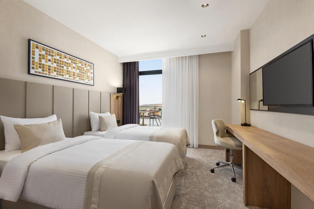 Ramada Plaza By Wyndham Batman — 9