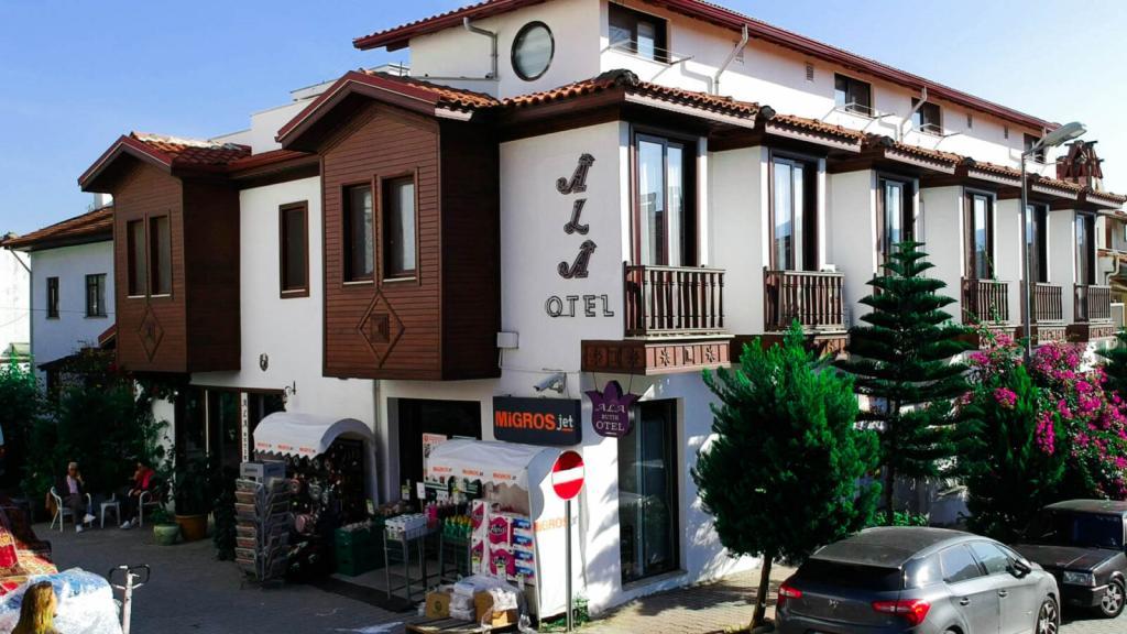 Ala Hotel
