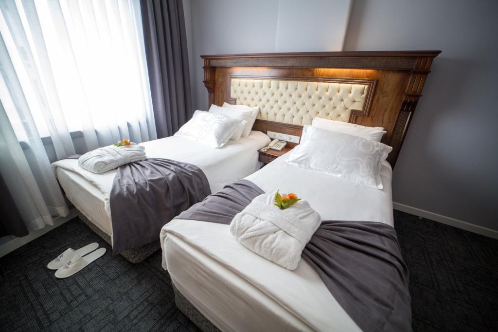 Funda Otel — 7