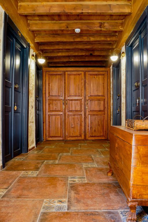 La Casa Carina — 2