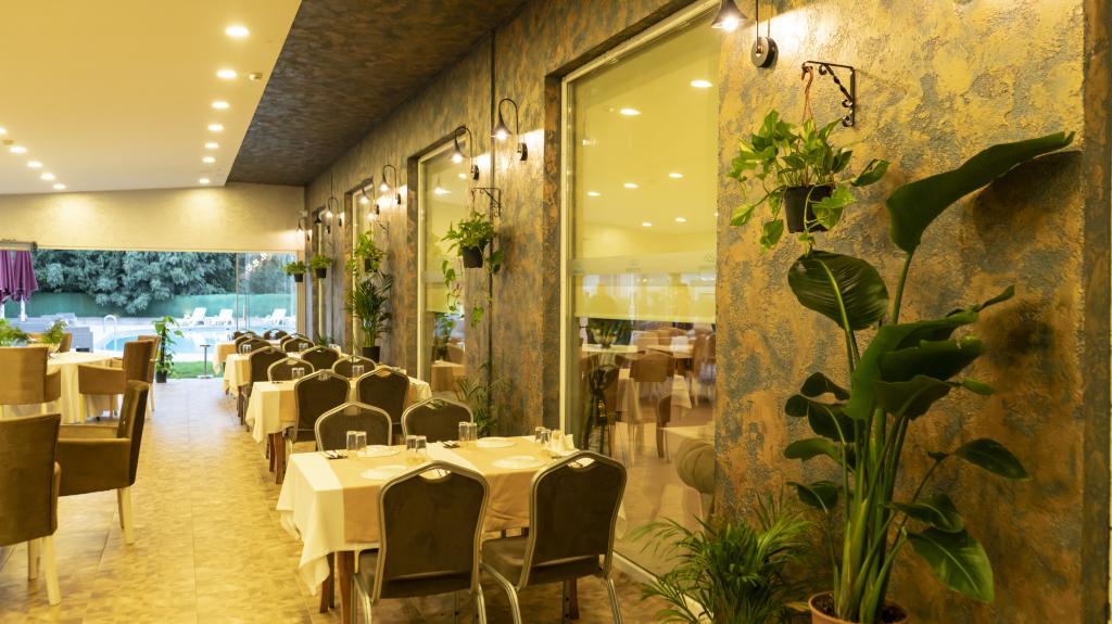 MOX Hotel Wellness & Spa — 4