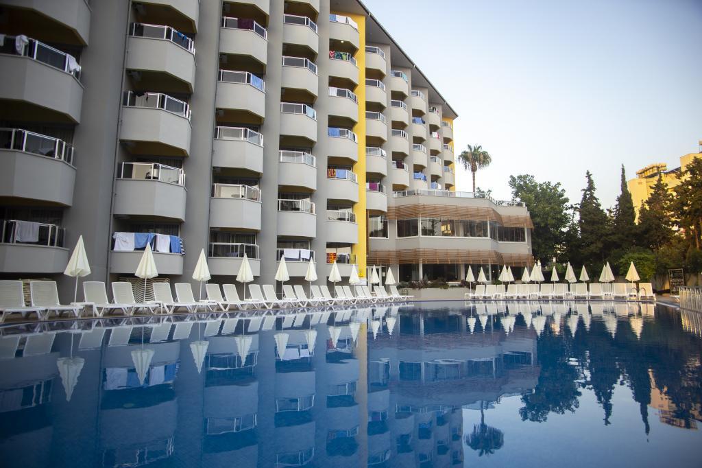 Simply Fine Hotel Alize — 2
