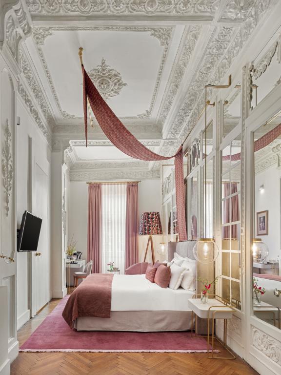 Mr CAS Hotels — 9