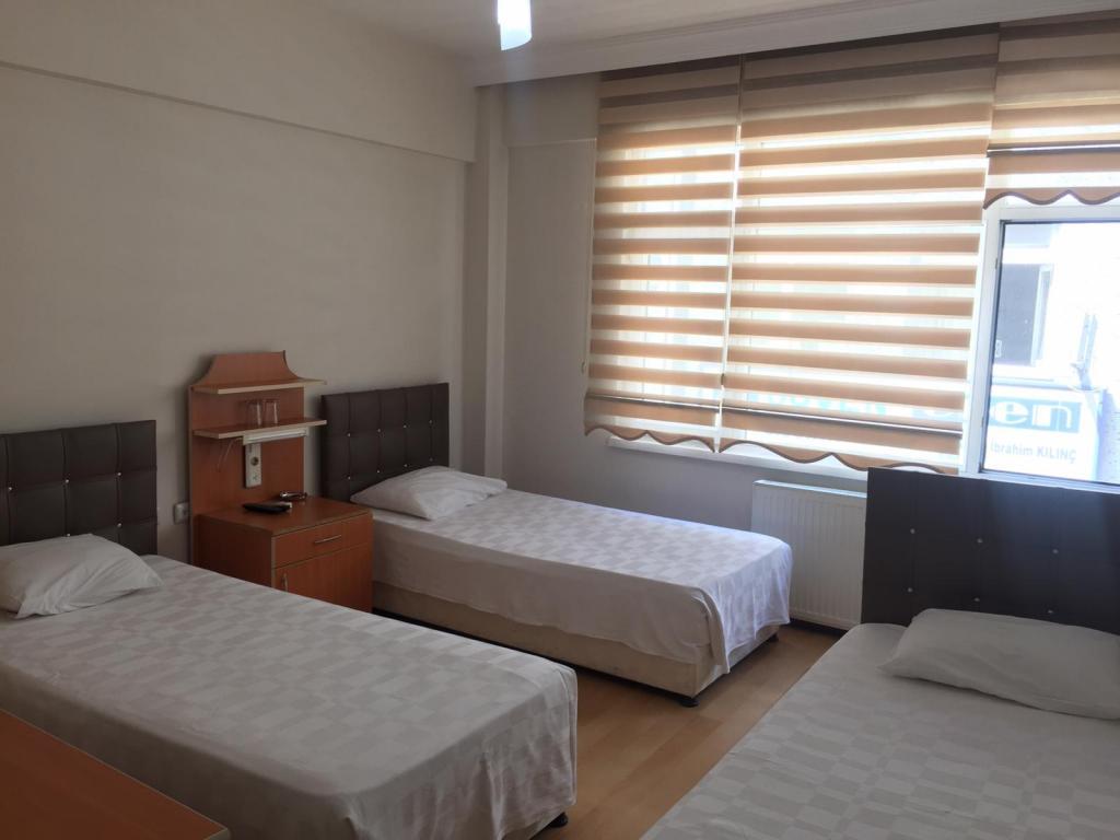 Otel Sarı — 7