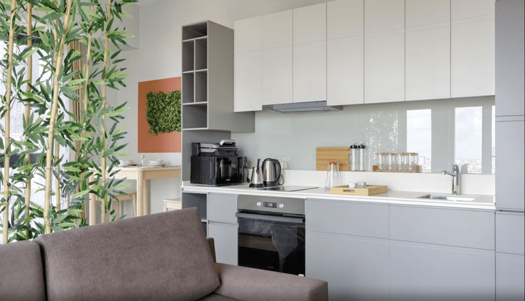 Roya Nova Residence by NewInn — 4